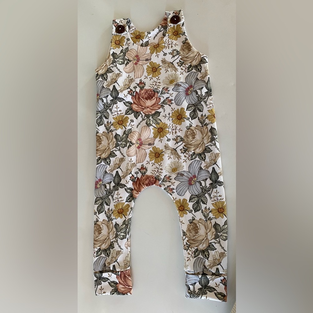 Scalable romper - Picture 2 of 2
